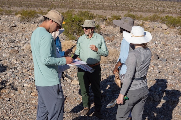 Fred Cohan (center) in Death Valley with students, c/o Frederick Cohan